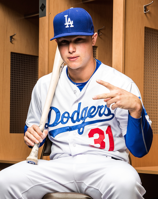 Illustration for article titled MLB Photo Day Never Disappoints